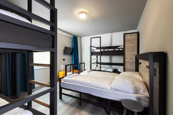 Hotel a&o Frankfurt Ostend